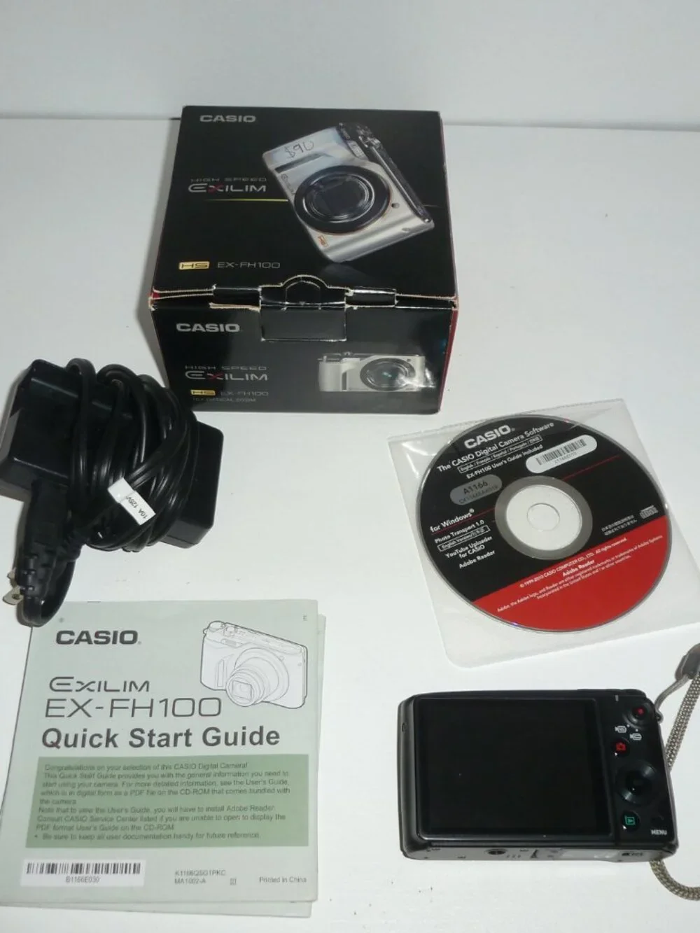 Casio Exilim EX FH100 10x Optic Zoom / Box